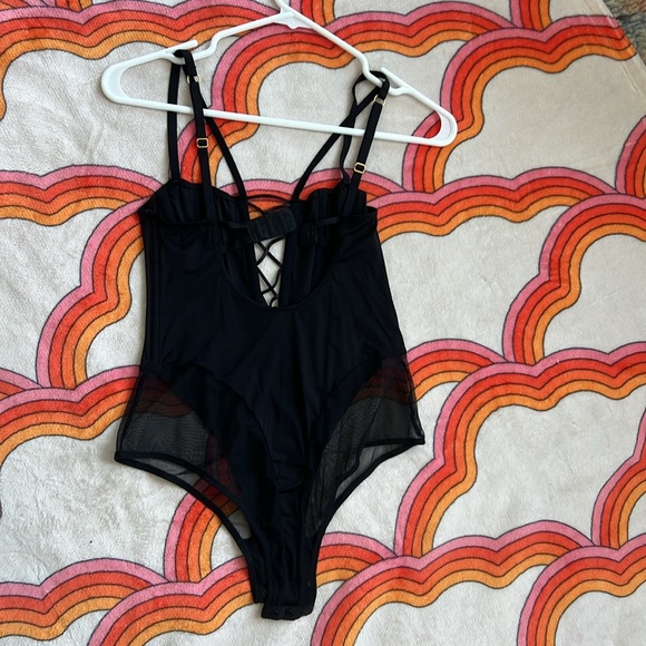 Victoria’s Secret Very Sexy Corset Lace Up Mesh Bodysuit Size S - Picture 5 of 6